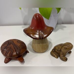 Lot of 3 Vintage Items Wood Turtle Stone Frog Ceramic Mushroom